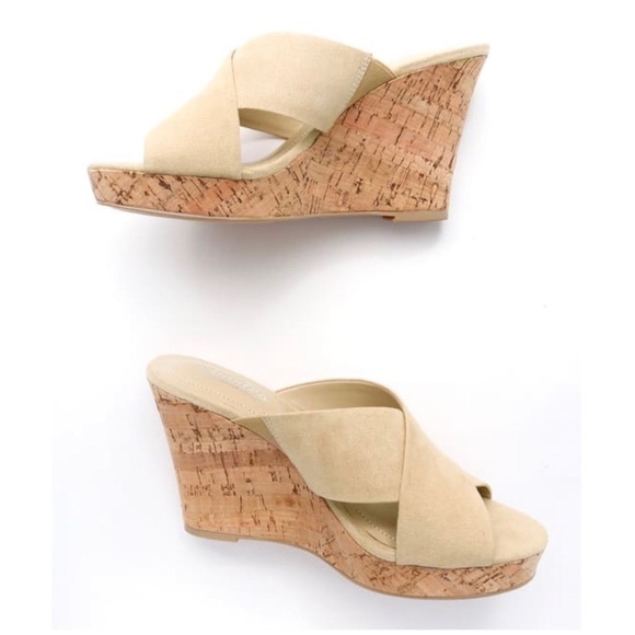 Charles David Latrice Cork Wedge Heel Nude Sandals - Picture 4 of 7